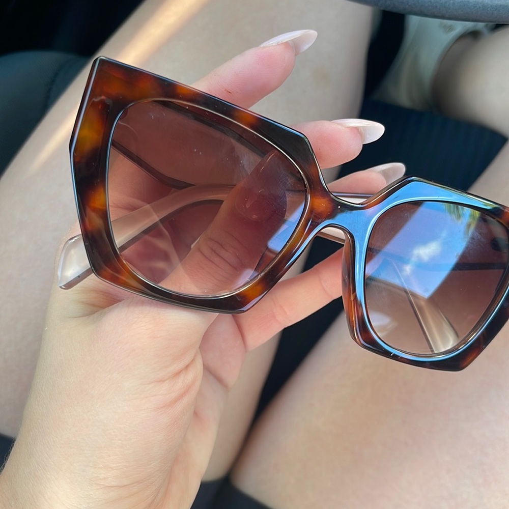 Sunglasses prada style